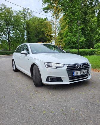 Audi A4 cena 81900 przebieg: 195000, rok produkcji 2016 z Ziębice małe 379
